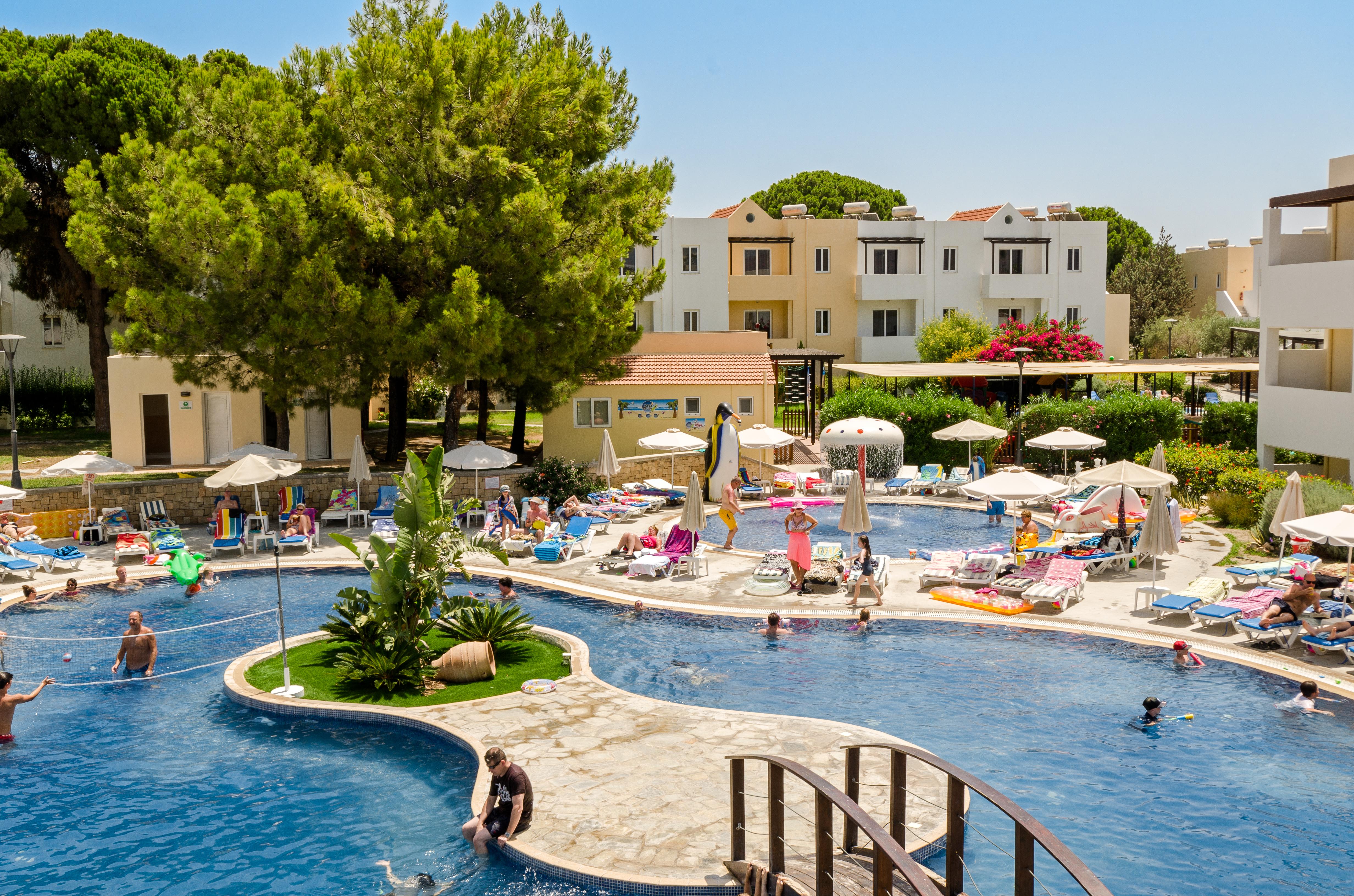 Matina Pefkos Lejlighedshotel 3*
