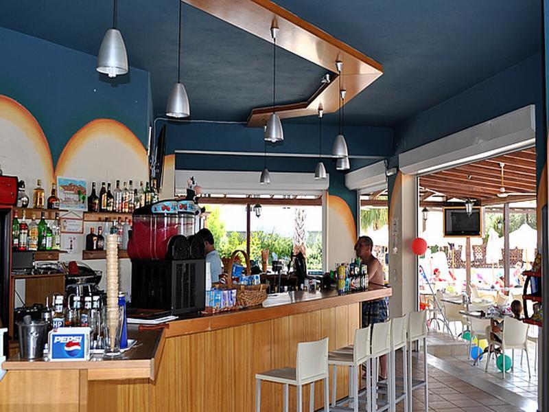 Matina Pefkos Lejlighedshotel